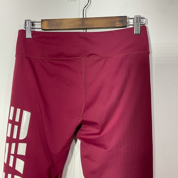 Doyoueven ‘Leave Your Mark’ maroon leggings; Nice! - Picture 9 of 11